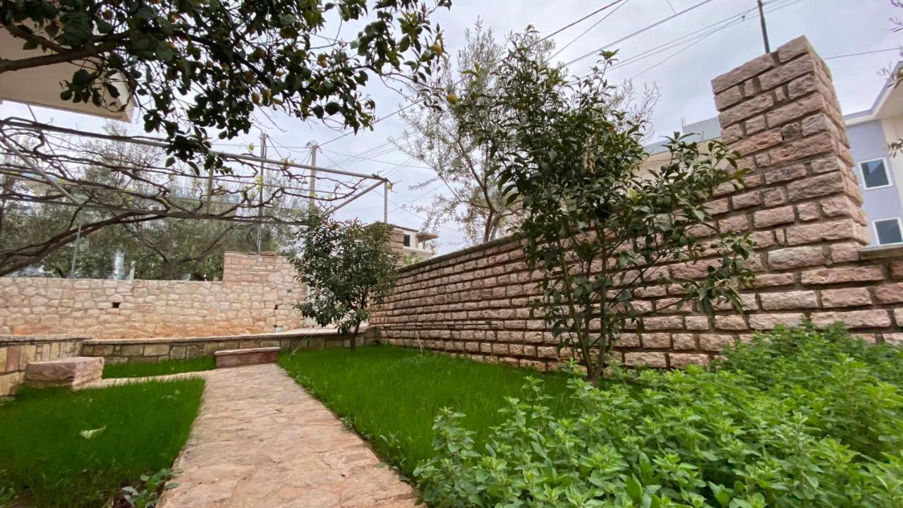 Studios&apartment Niko Luka Apartman *